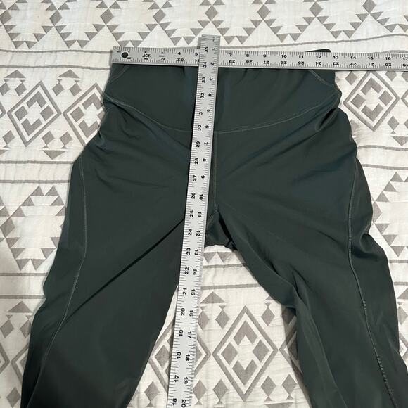 Lululemon leggings size 8 - Picture 6 of 6